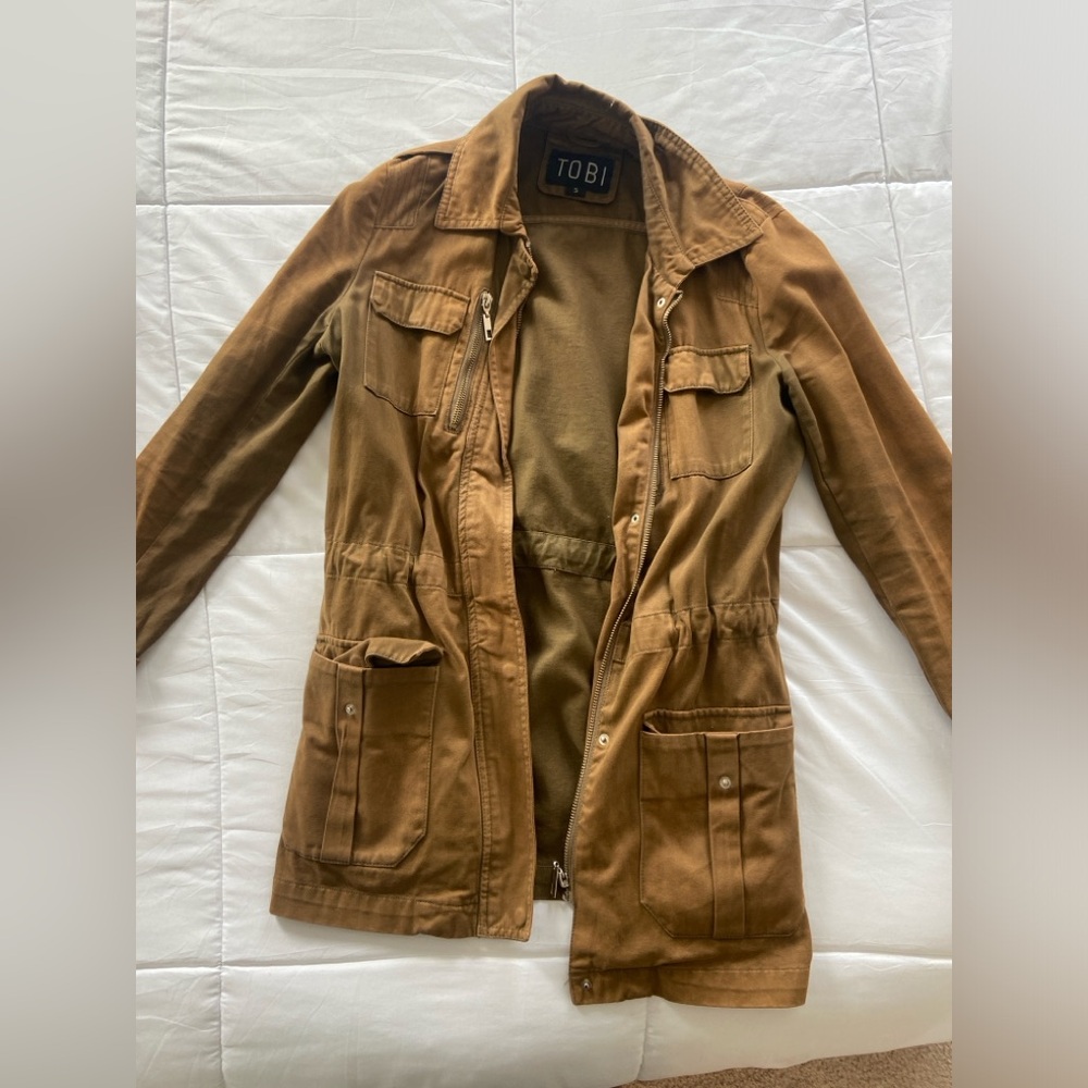 Tobi Zip up/snap jacket (brown/green)